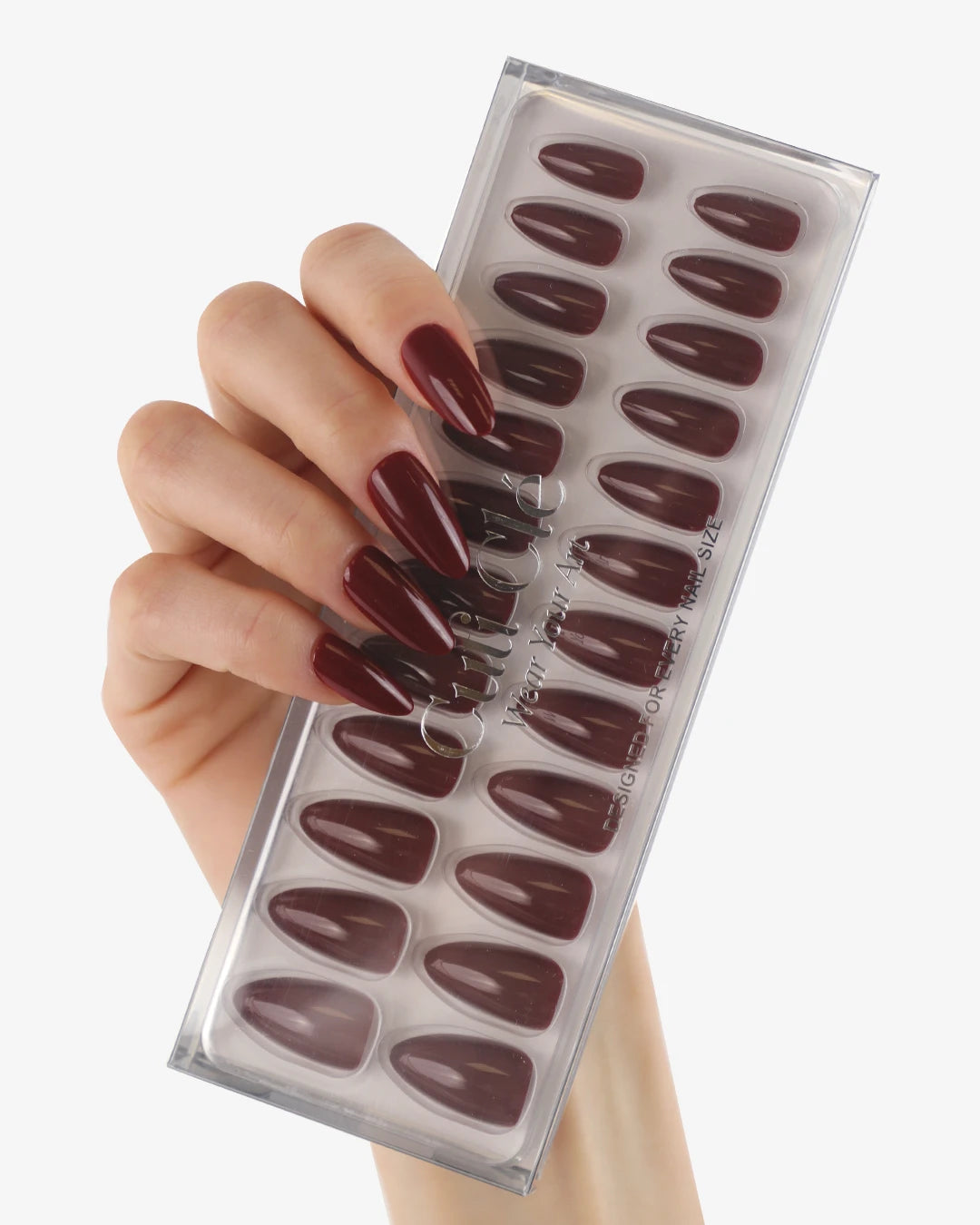 Uñas press-on Cherry Noir Almendrada Mediana - vista adicional 3 | Cuti Clé