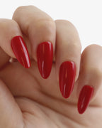 Uñas press-on Scarlet Mood Almendrada Mediana - vista adicional 3 | Cuti Clé