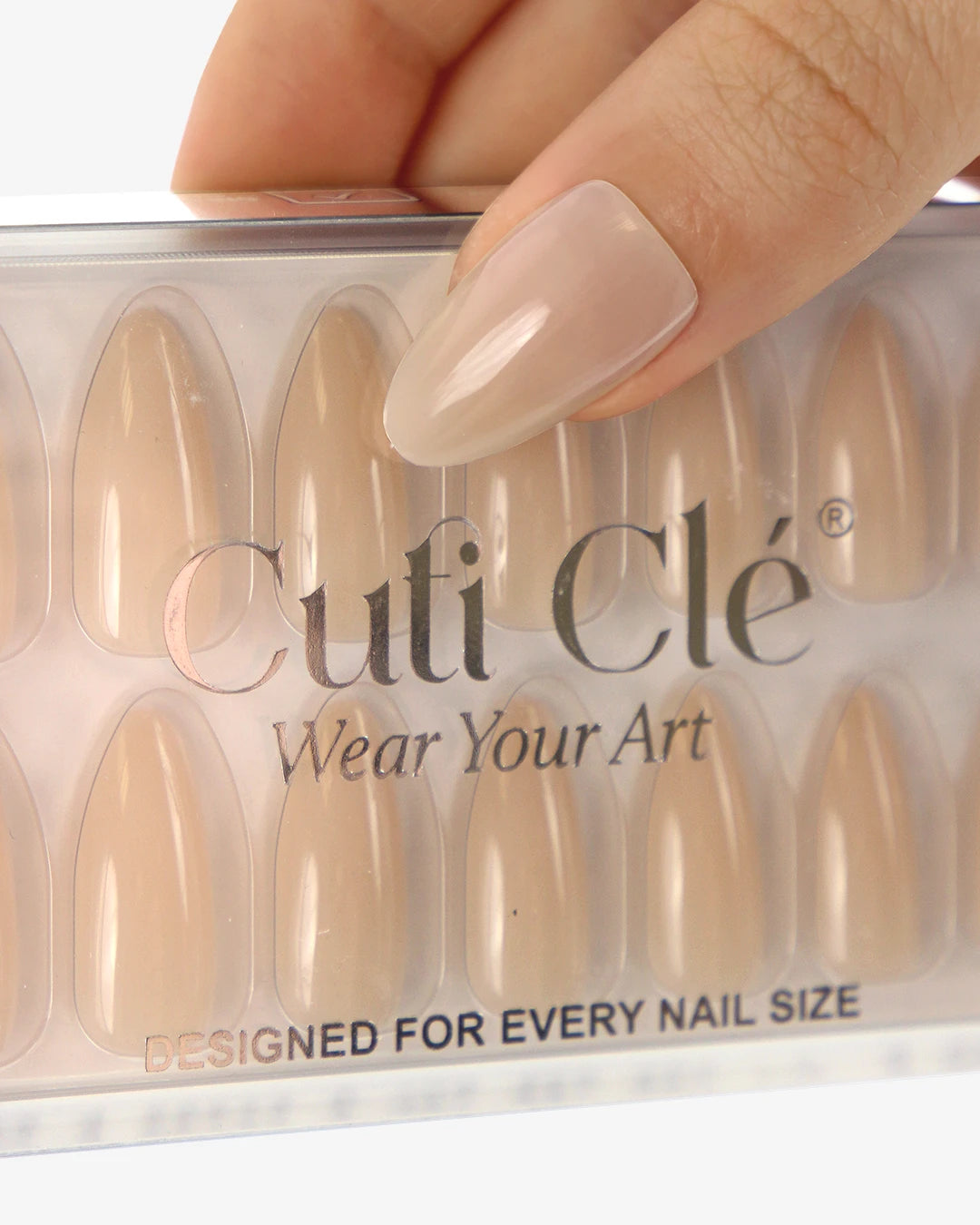 Uñas press-on Nude Veil Almendrada Mediana - vista adicional 3 | Cuti Clé