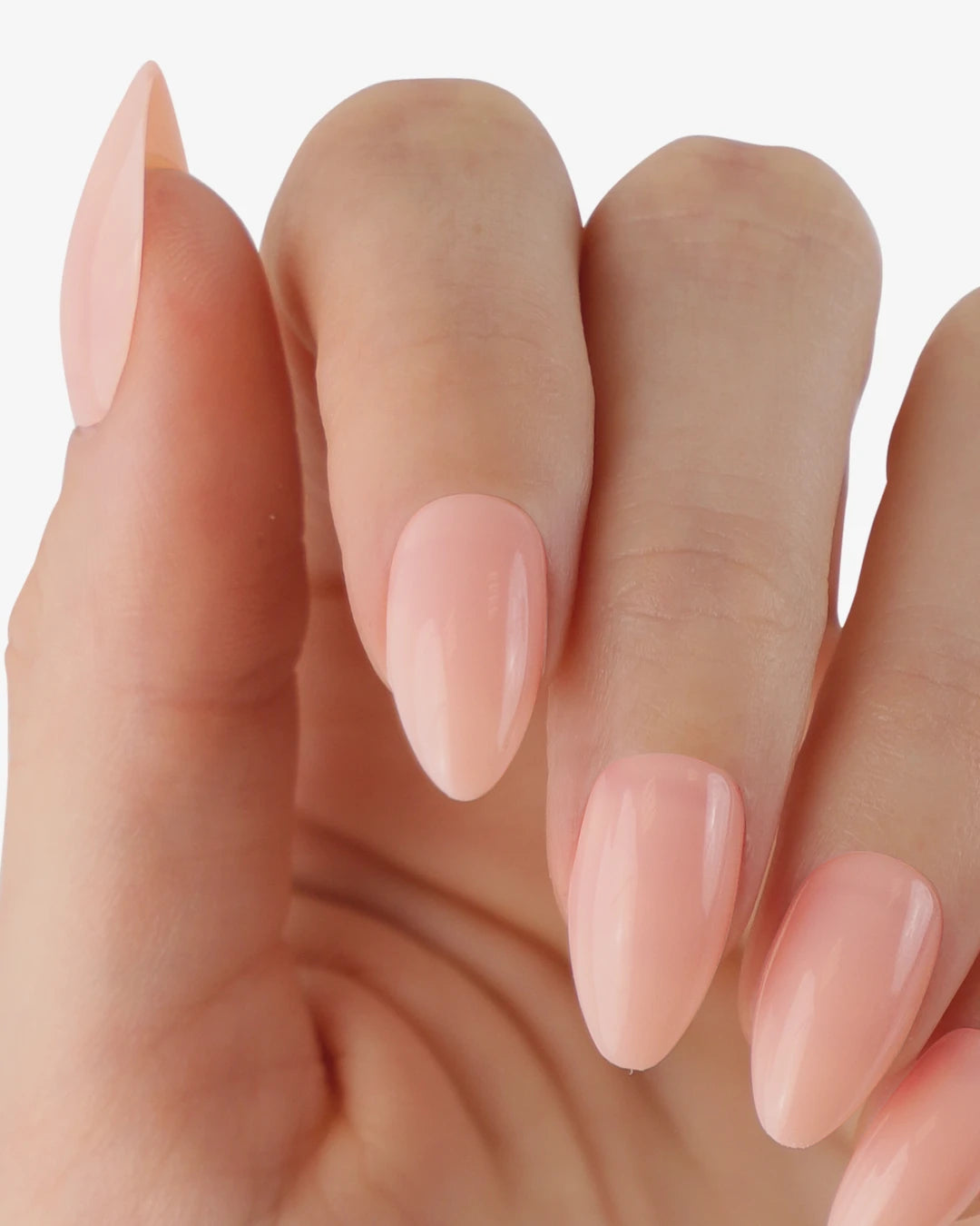 Uñas press-on Bare Muse Almendrada Corta - vista adicional 2 | Cuti Clé