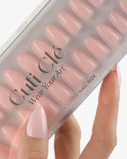 Uñas press-on Sweet Nothing Almendrada Corta - vista adicional 4 | Cuti Clé