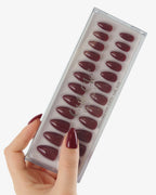 Uñas press-on Cherry Noir Almendrada Corta - vista adicional 2 | Cuti Clé