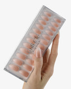 Uñas press-on Baby Boomer Almendrada Mediana - vista adicional 3 | Cuti Clé