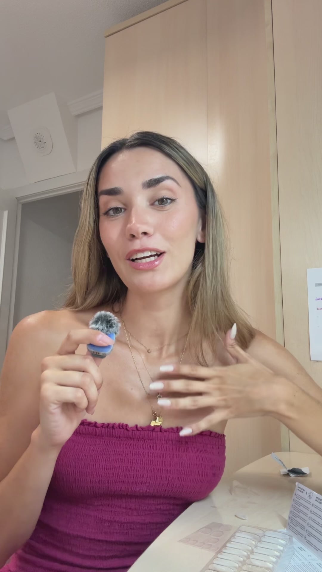 Vídeo Cuticle - uñas postizas semipermanentes